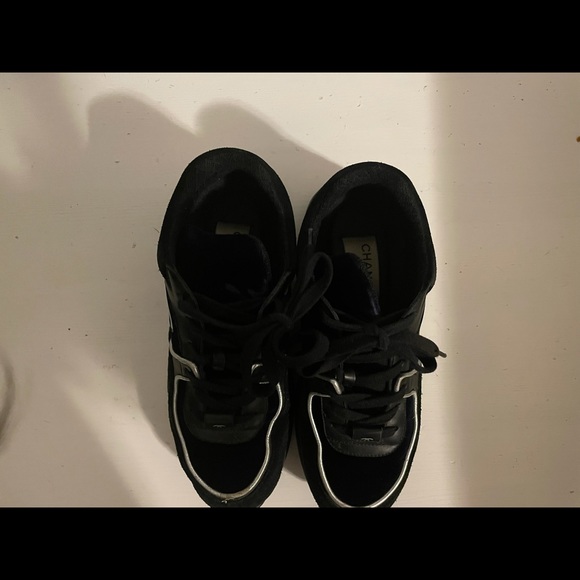 Chanel classic sneakers - Picture 3 of 4